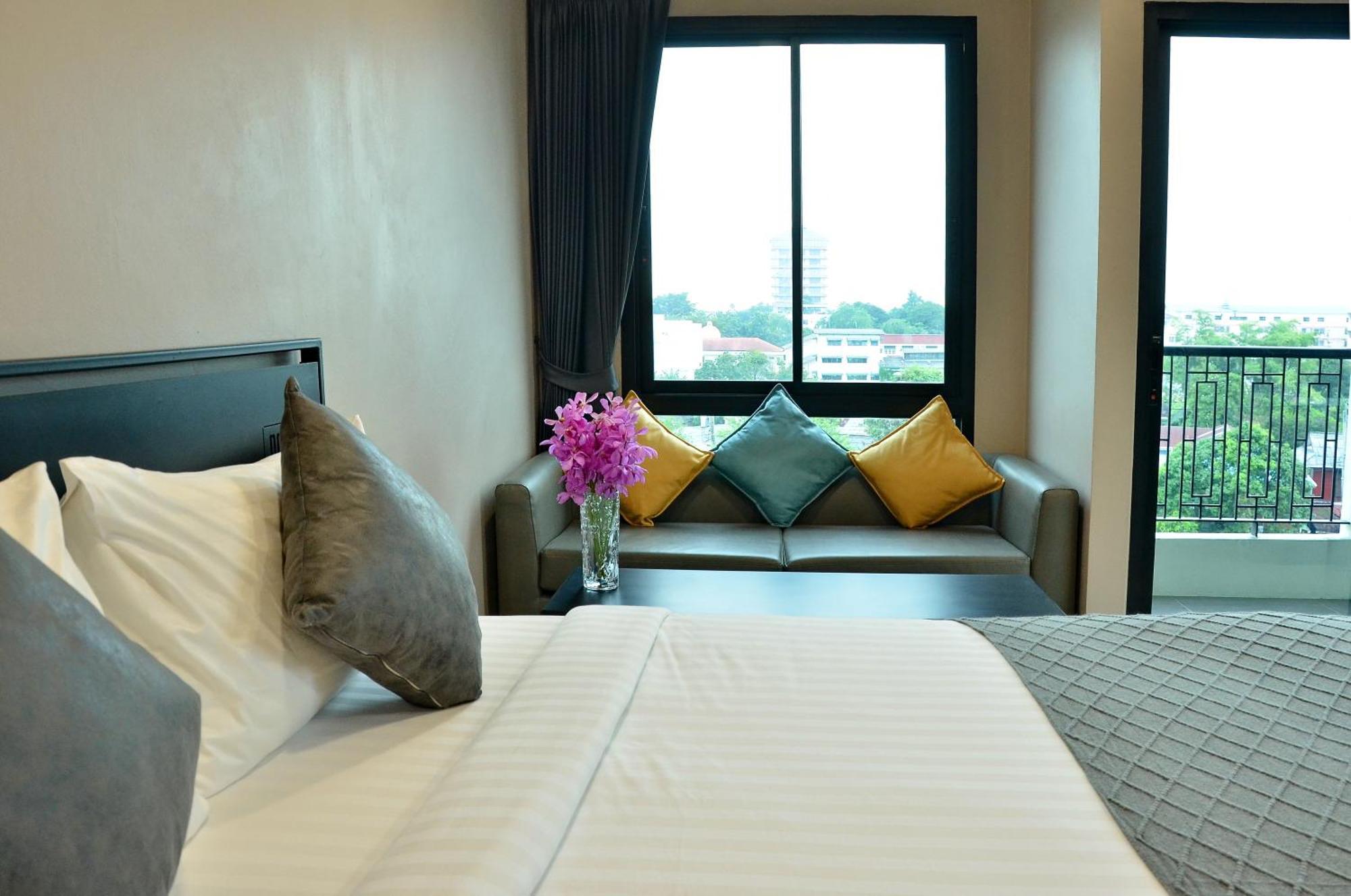 Norn Rimklong Bangkok Hotel Kültér fotó