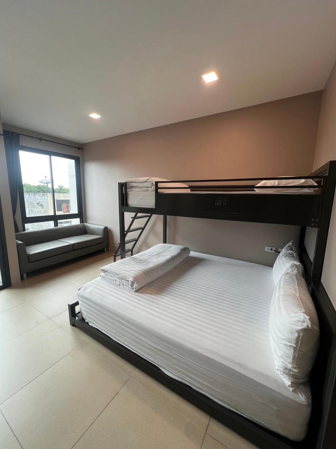 Norn Rimklong Bangkok Hotel Kültér fotó